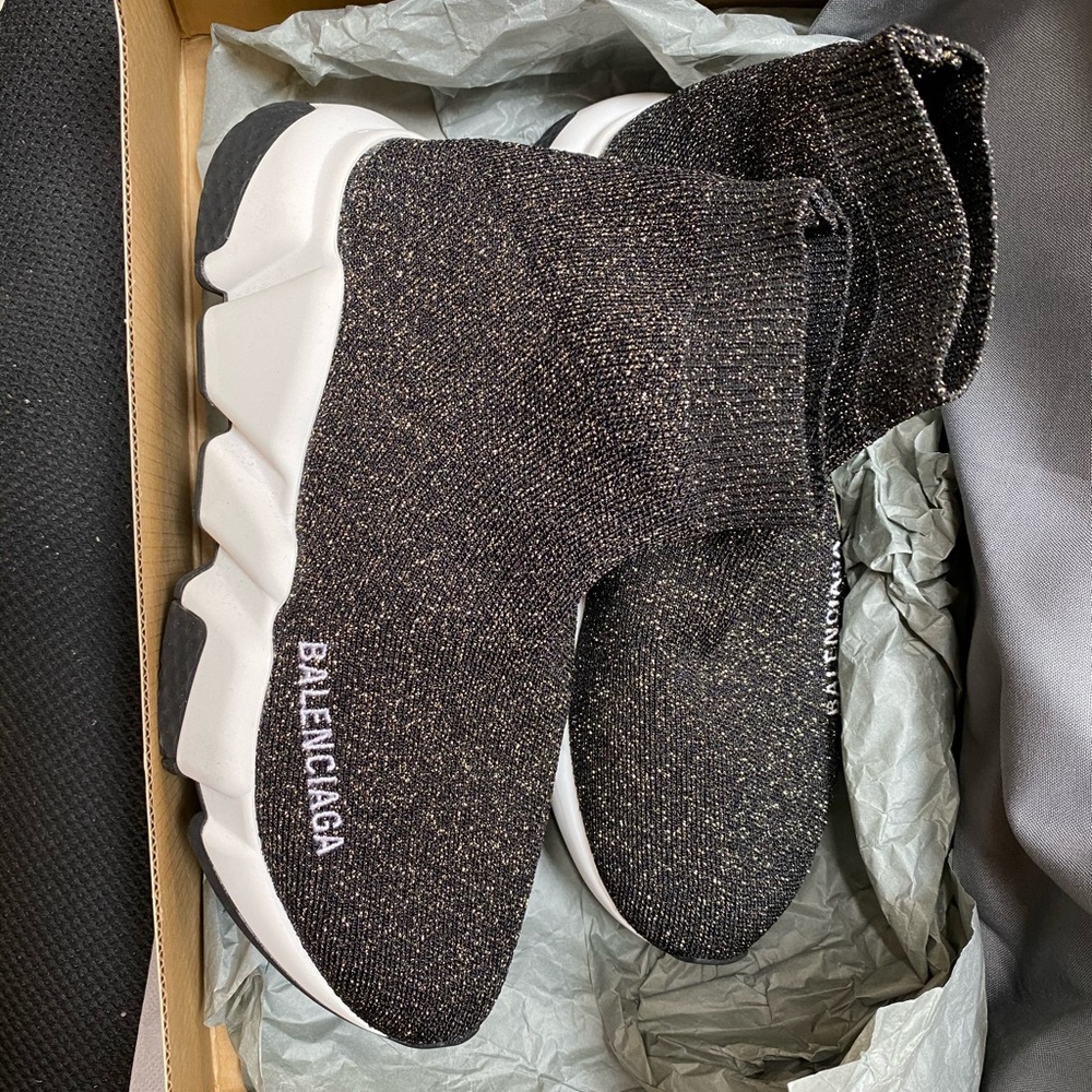 NIB Balenciaga SPEED TRAINERS Black/gold, 34 - Picture 9 of 16